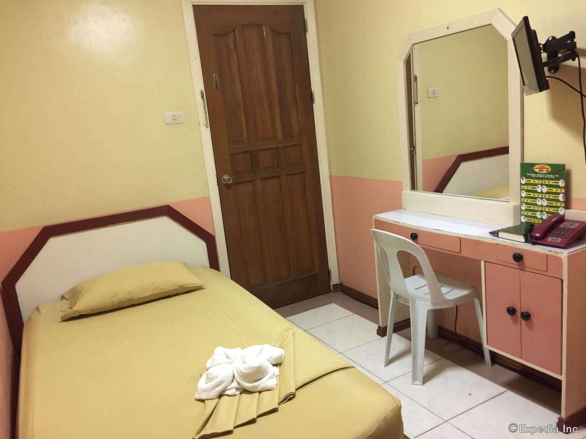 Buen Bella Pension House Tagbilaran City Exterior foto